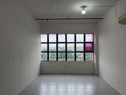 Gordon Industrial Building (D14), Factory #566001841